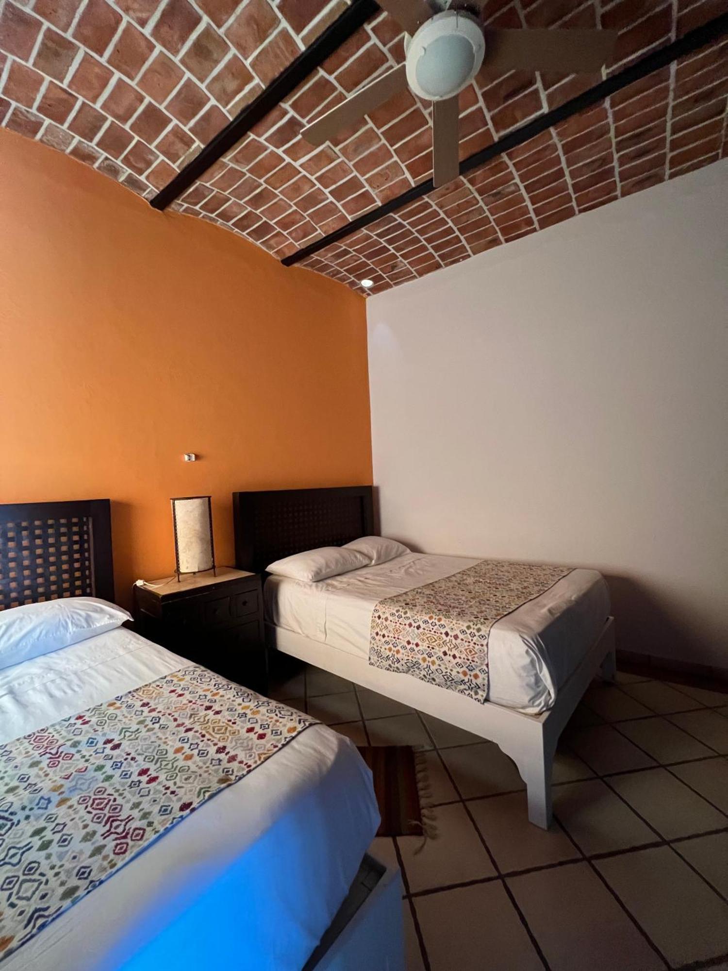 Mama Chuy Hotel & Villas San Juan Cosala Exterior photo