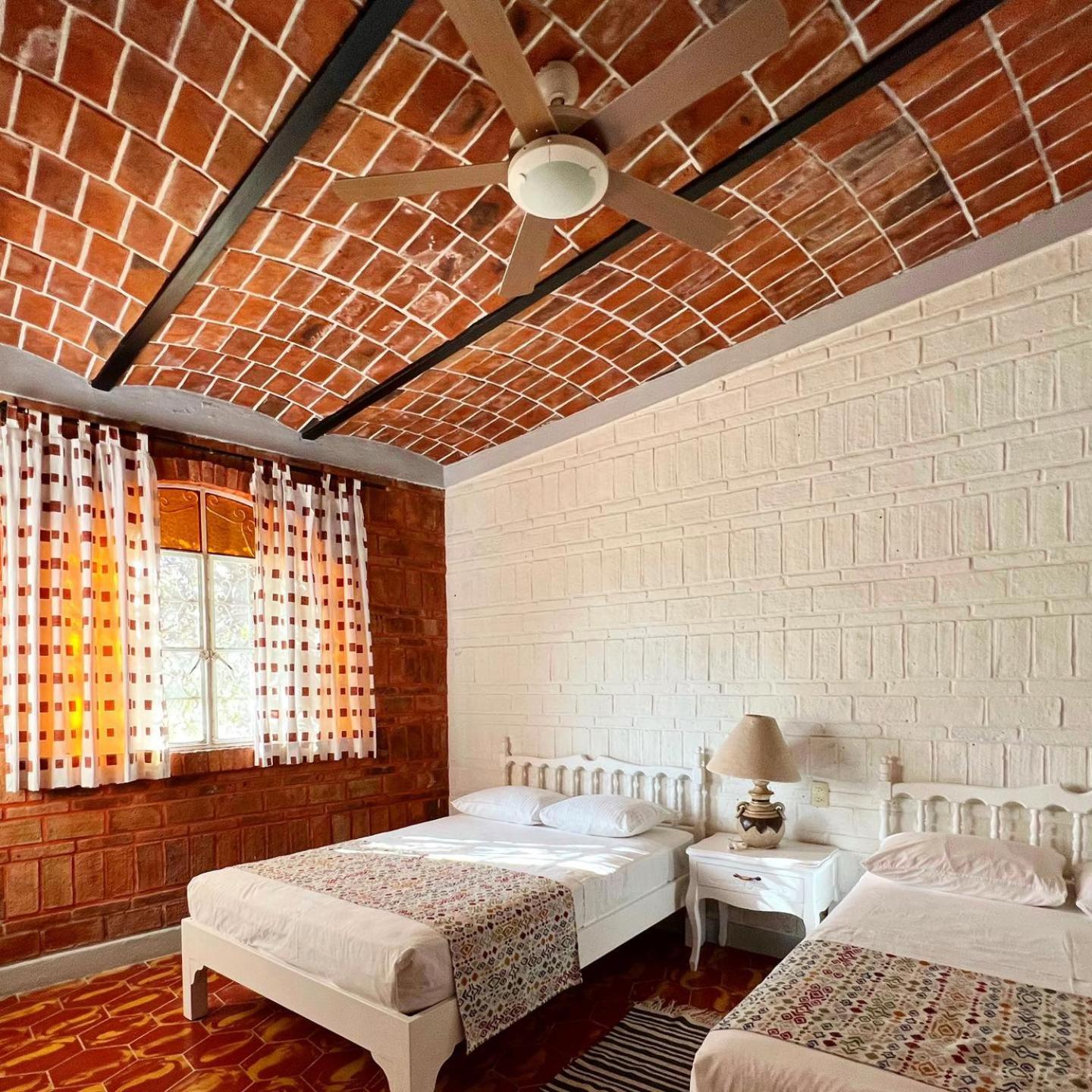 Mama Chuy Hotel & Villas San Juan Cosala Exterior photo