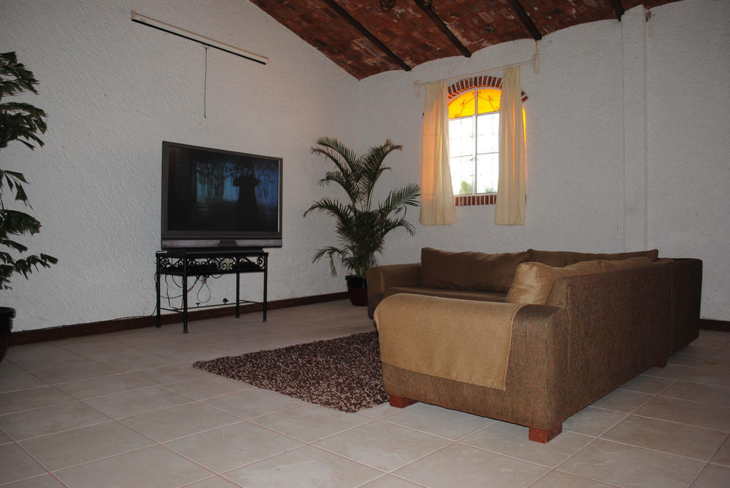Mama Chuy Hotel & Villas San Juan Cosala Exterior photo